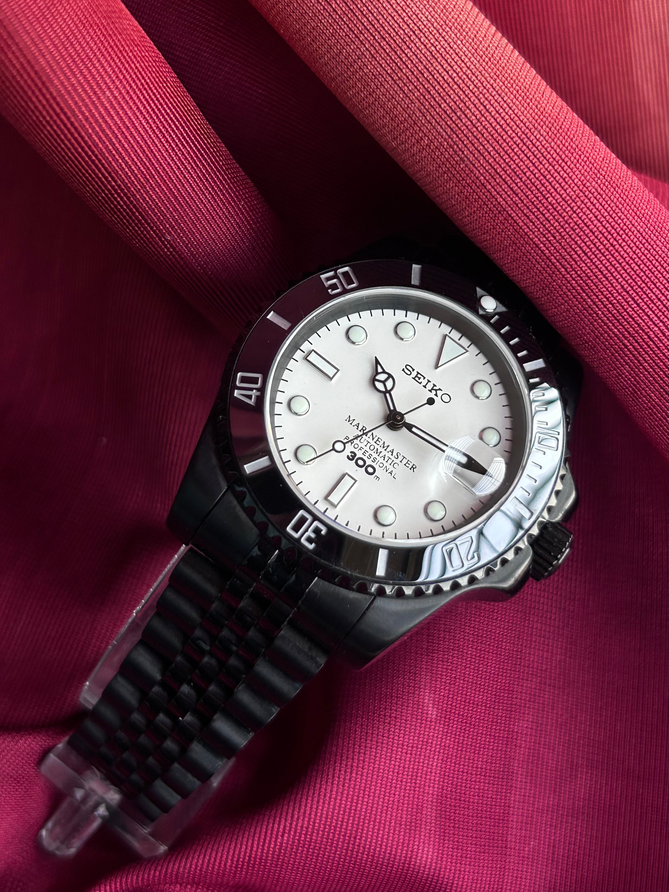 Seiko Submarine Black