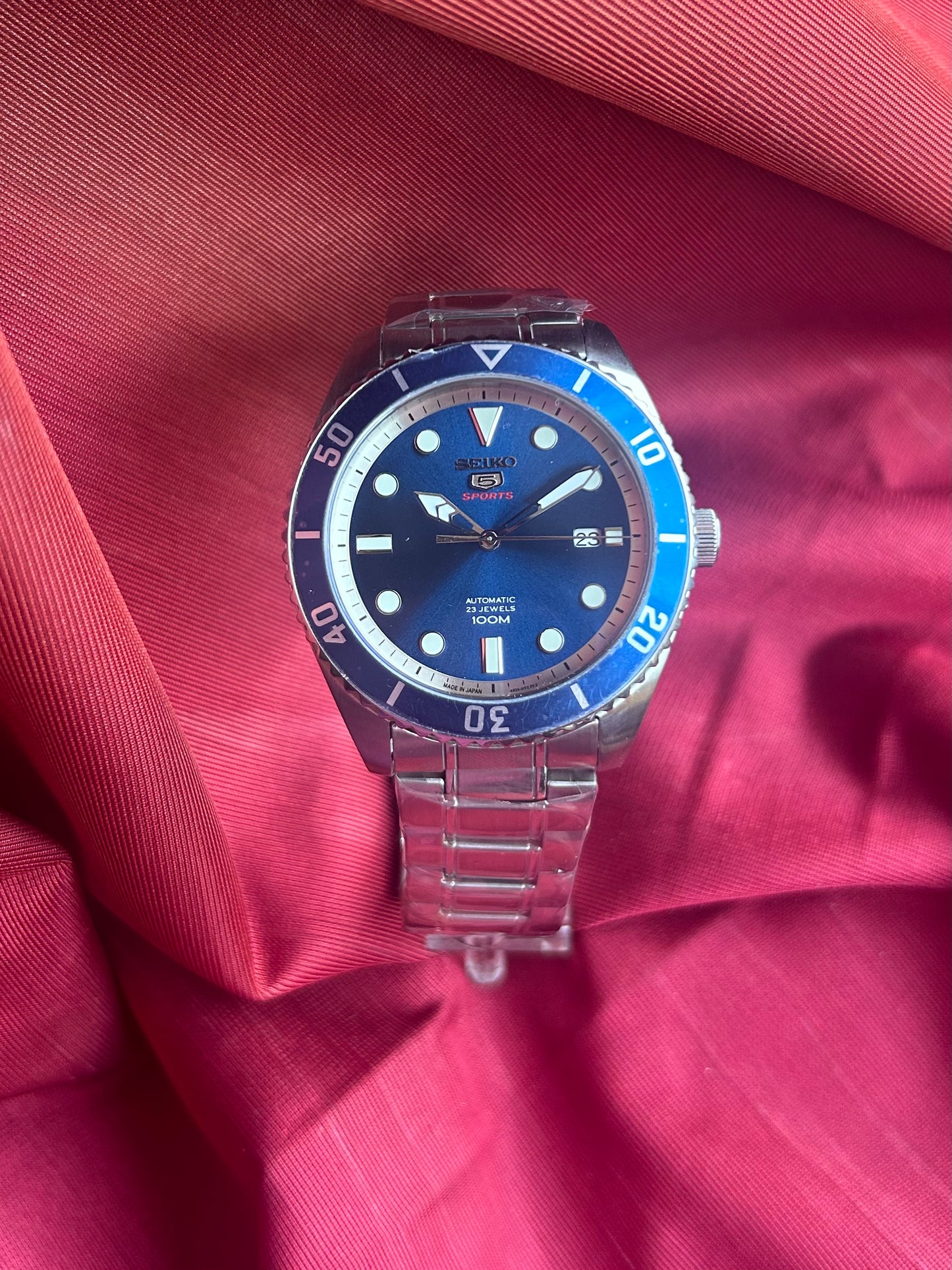 Seiko 5 Blue Sports Automatic Homage Mod