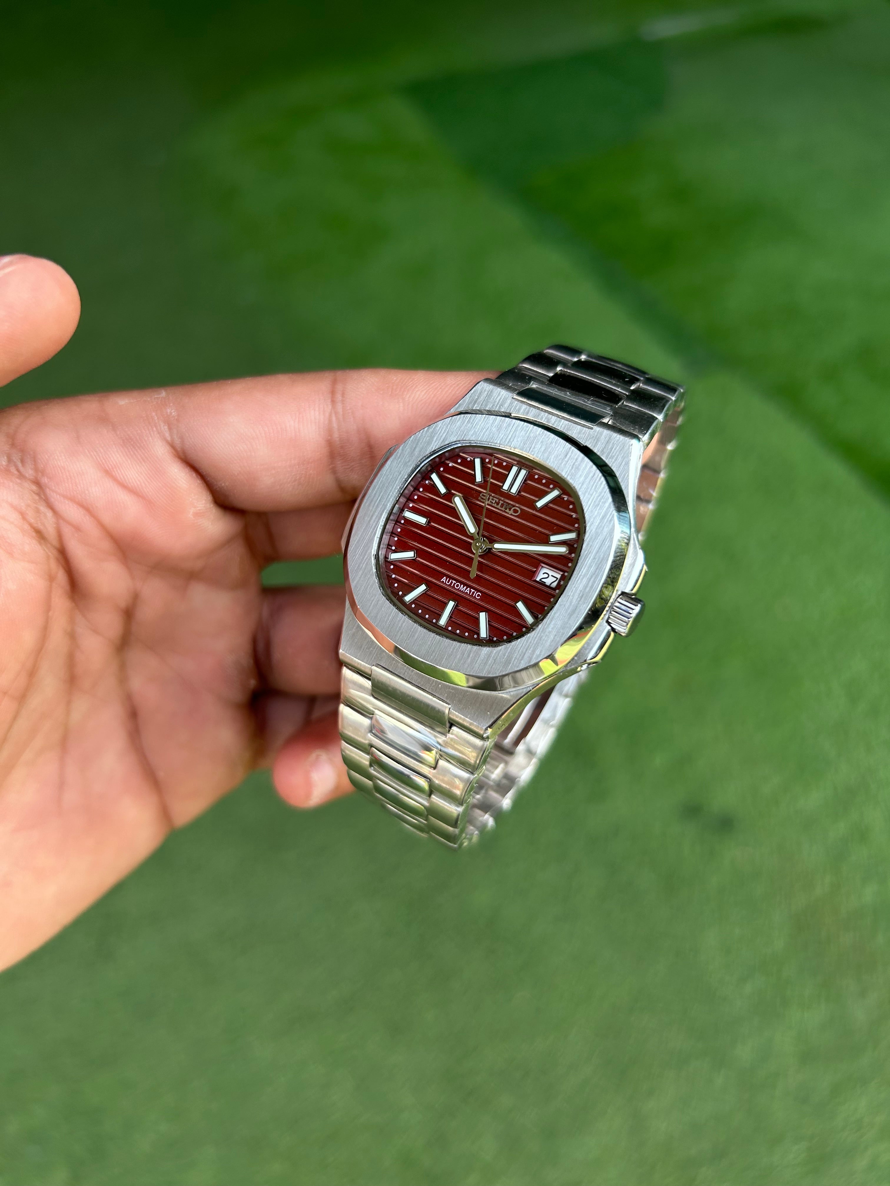Seiko Nautilus Automatic Maroon Mod