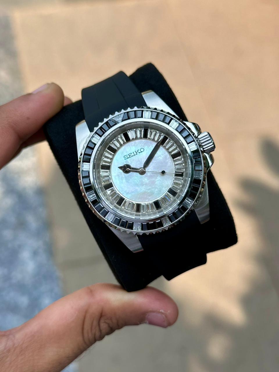 Seiko Crystal Bezel  Special Edition  Watch