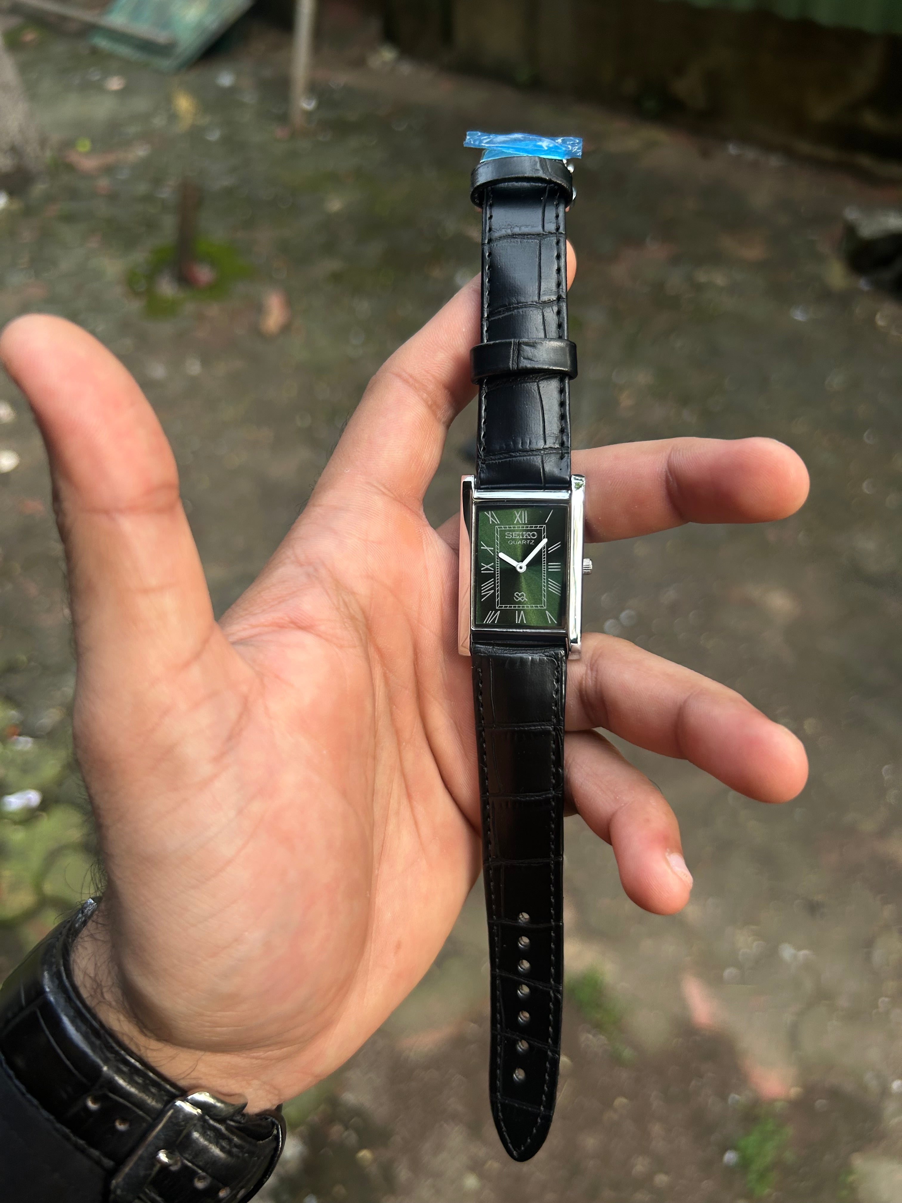 Seiko Tank Green Sunray Unisex Quartz Version