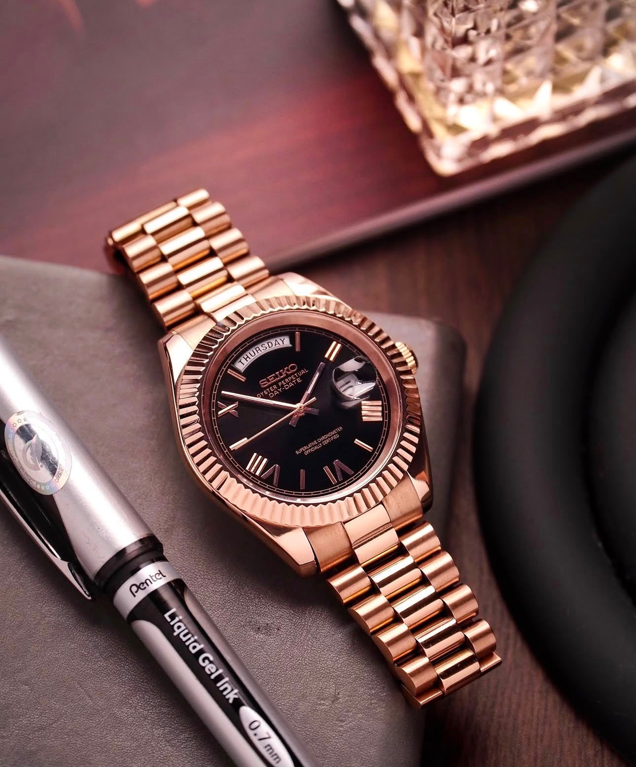 Seiko Day-Date Rose Gold Black Roman