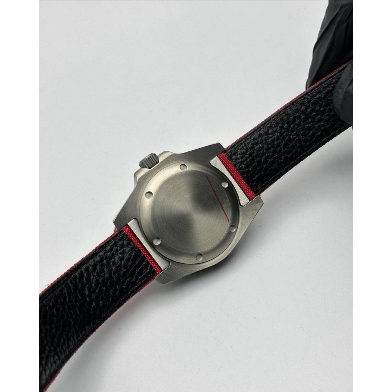 Seiko Mod  Black/Red "Carbon Titanium"