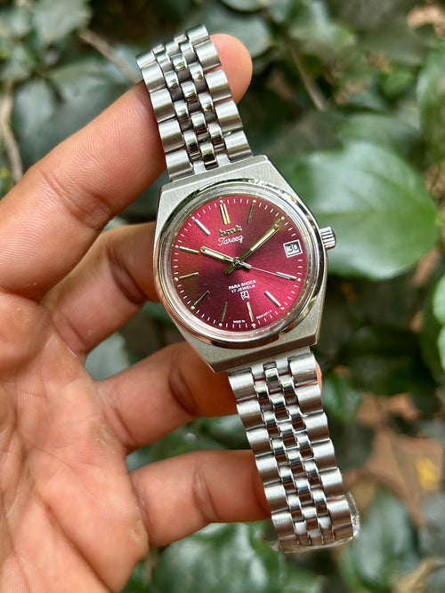 HMT TAREEQ- MAROON SUNRAY