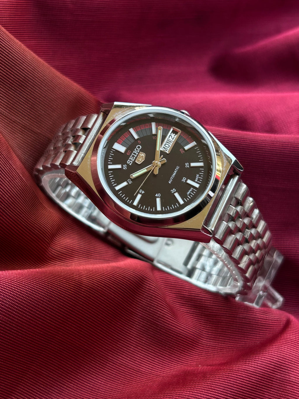 SEIKO 5 RAILWAY  MATT  - BLACK