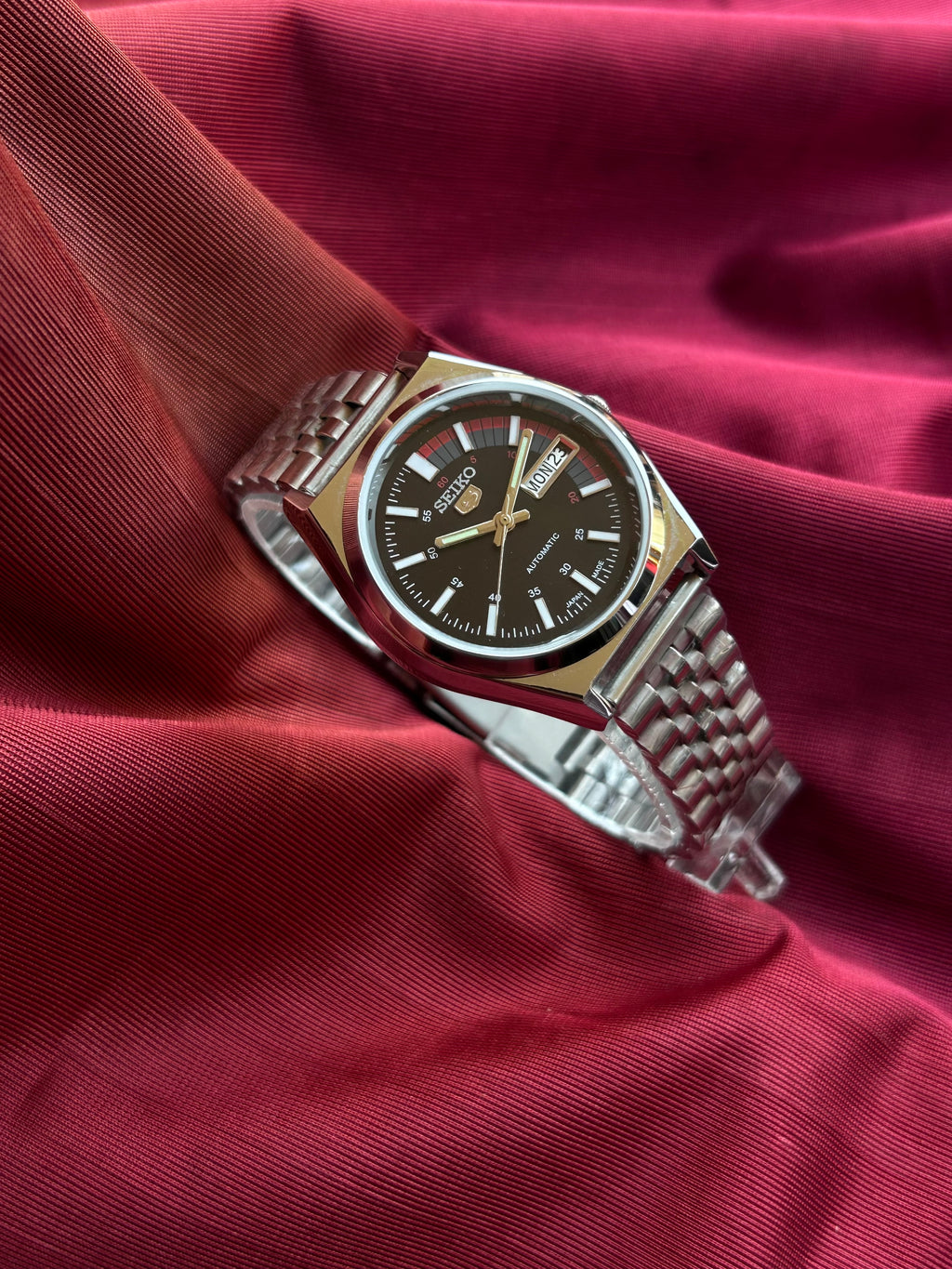 SEIKO 5 RAILWAY  MATT  - BLACK