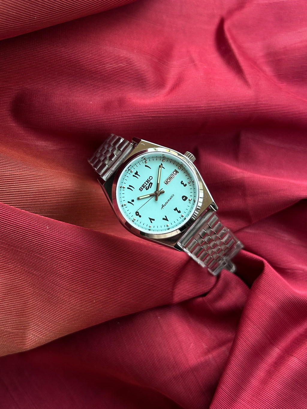 Seiko 5 Arabic Automatic - Tiffany Blue