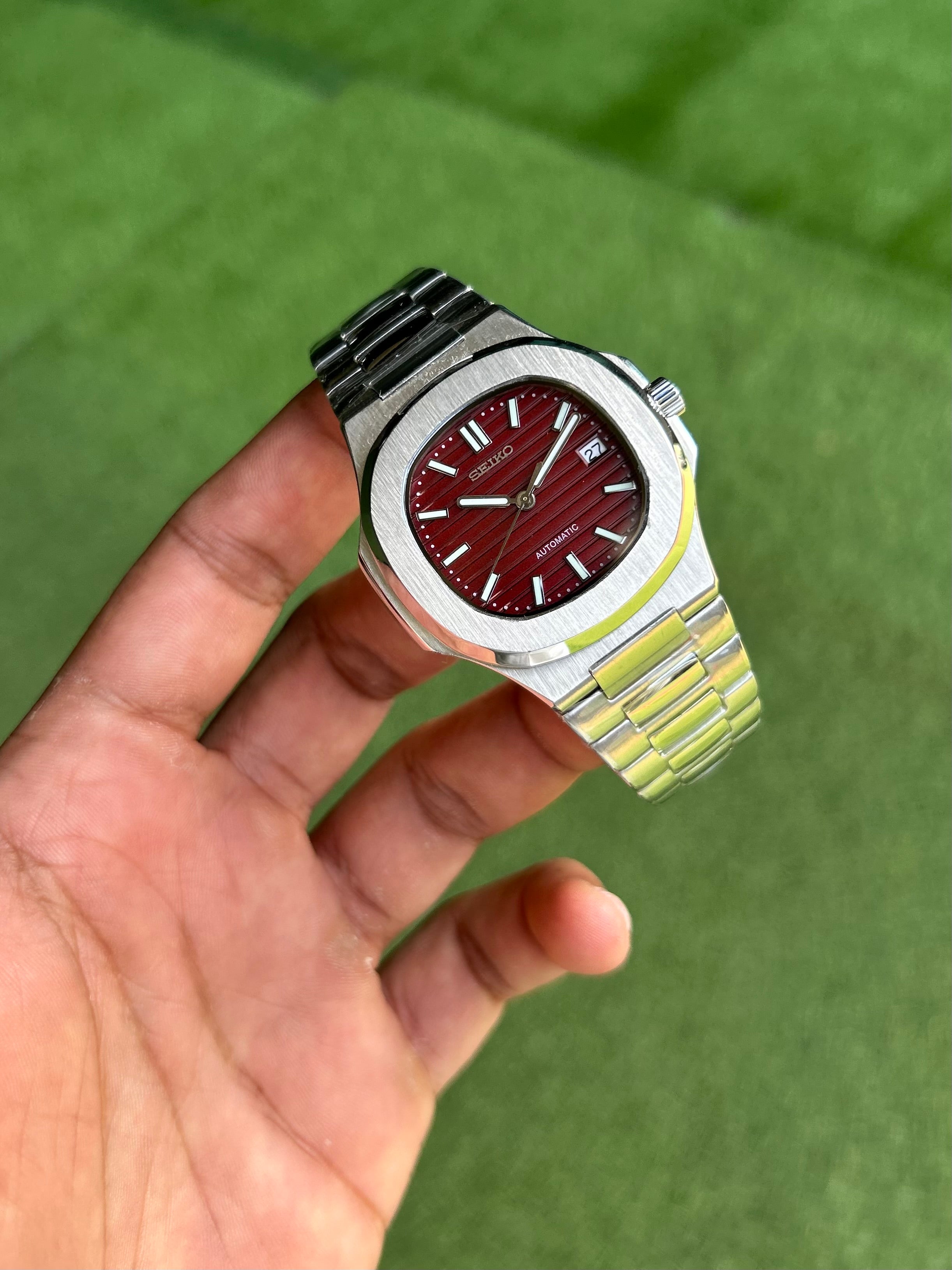 Seiko Nautilus Automatic Maroon Mod