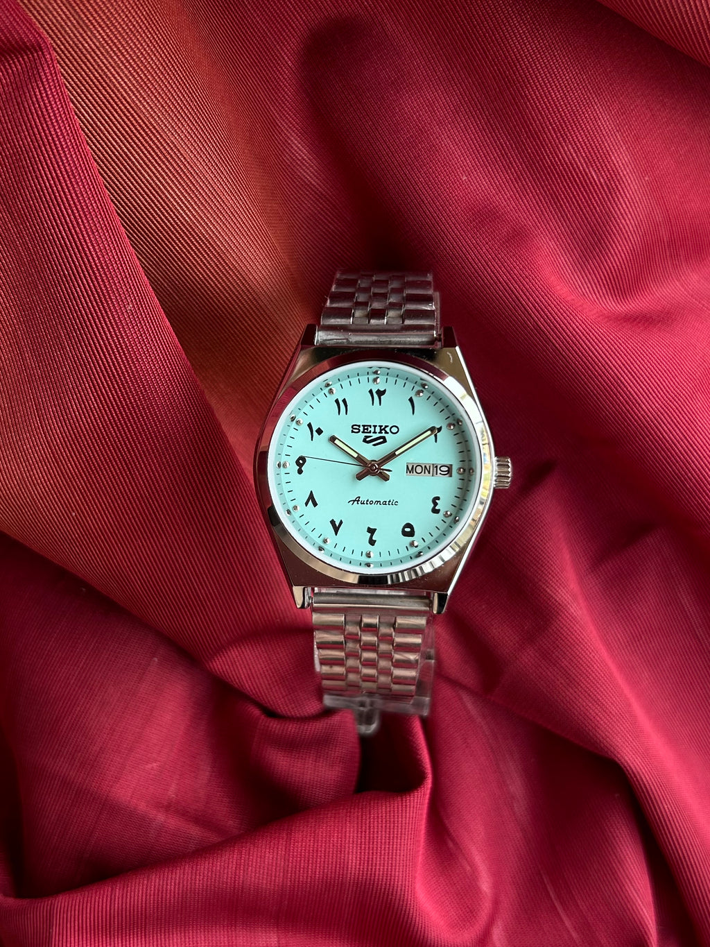 Seiko 5 Arabic Automatic - Tiffany Blue