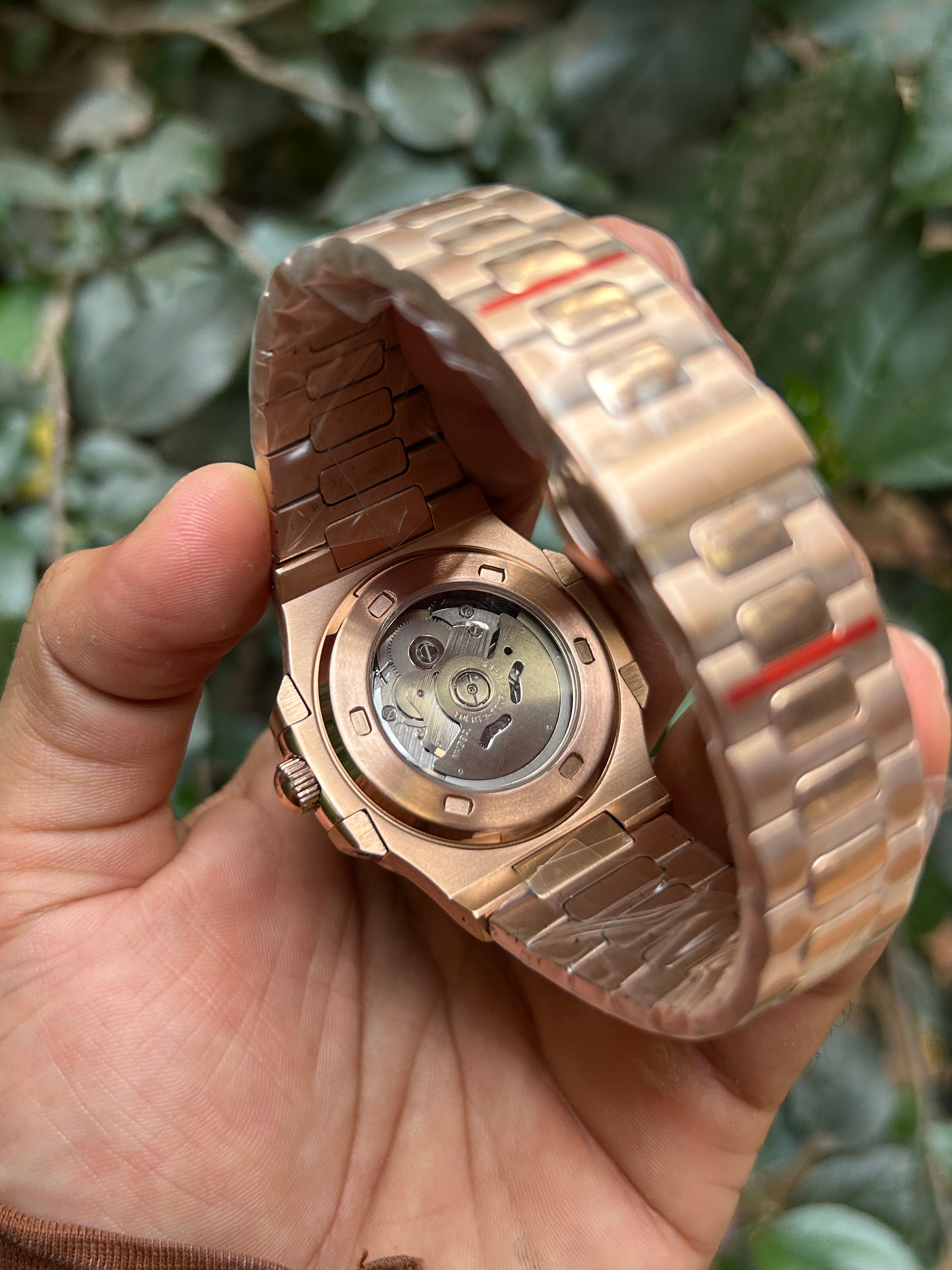 Nautilus |  Rose  Gold  Chocolate  Open  Heart