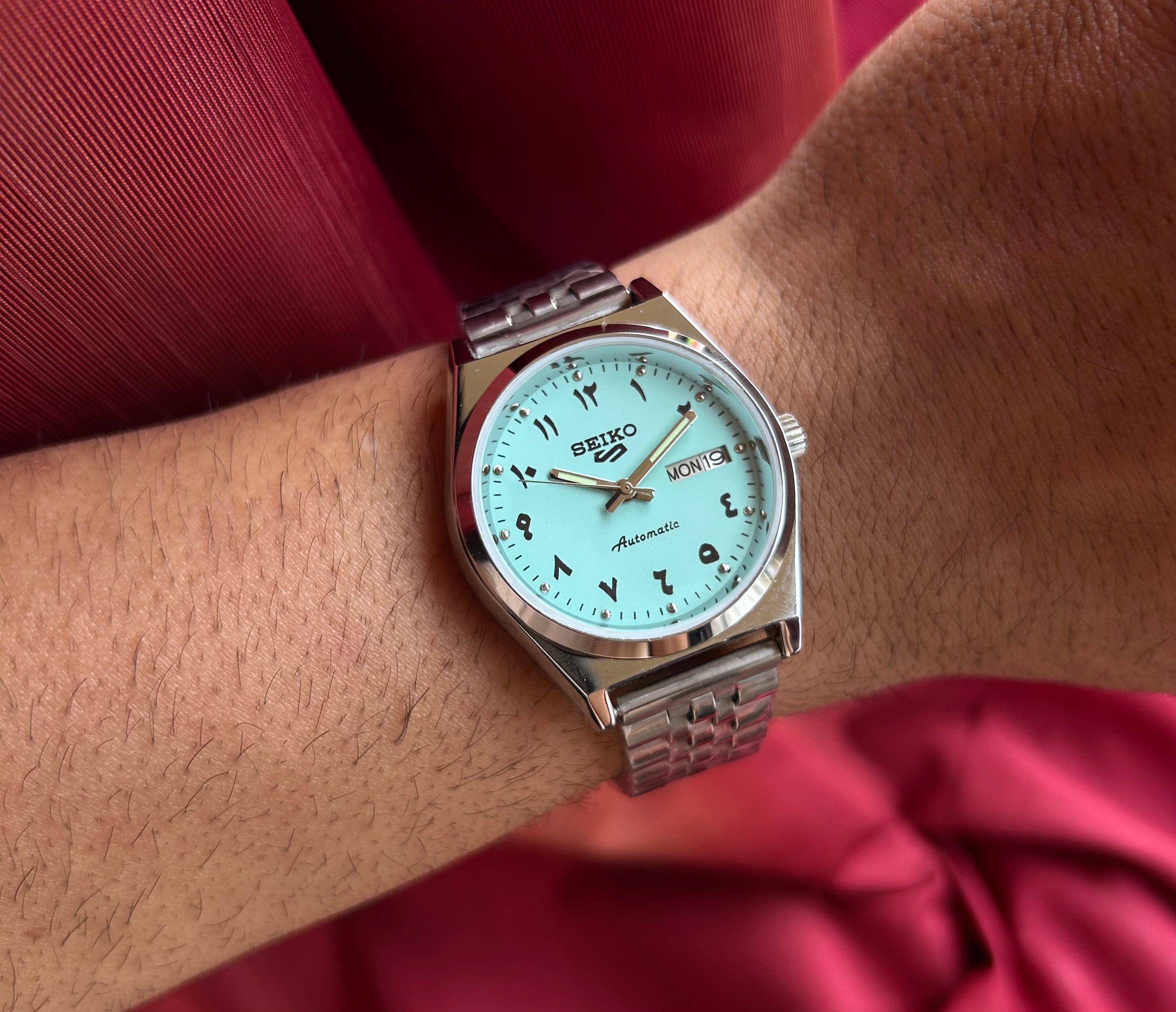 Seiko 5 Arabic Automatic - Tiffany Blue