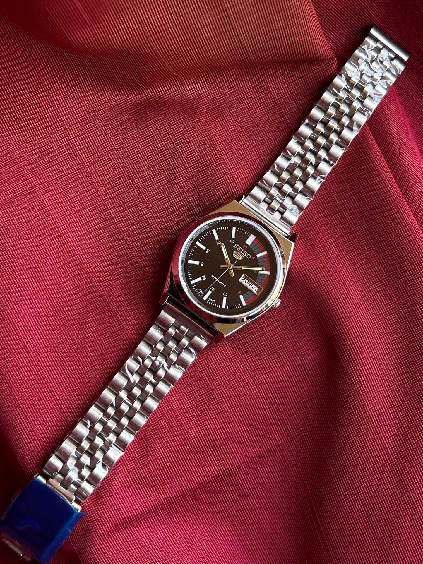 SEIKO 5 RAILWAY  MATT  - BLACK