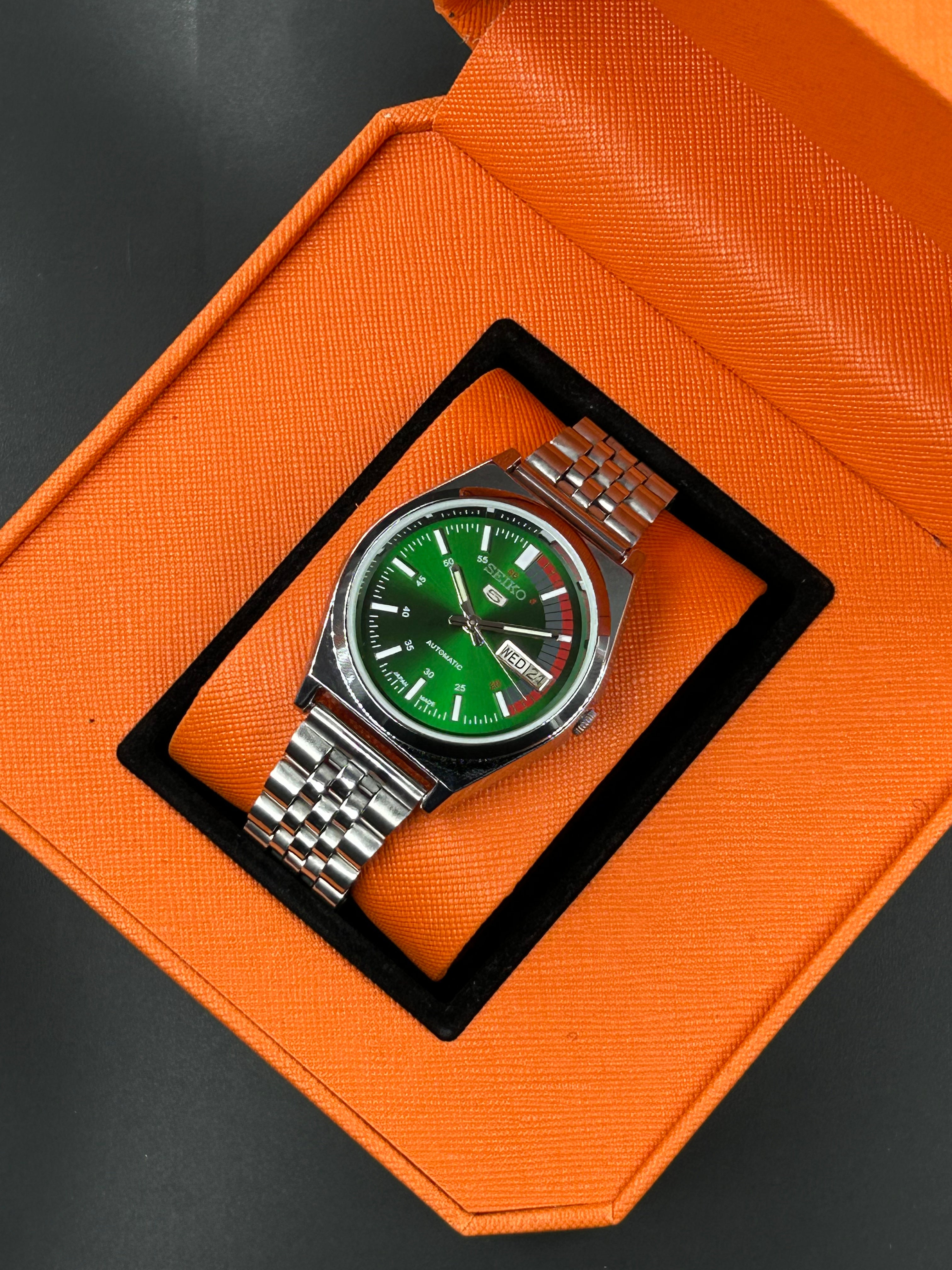 SEIKO 5 RAILWAY  SUNRAY- GREEN