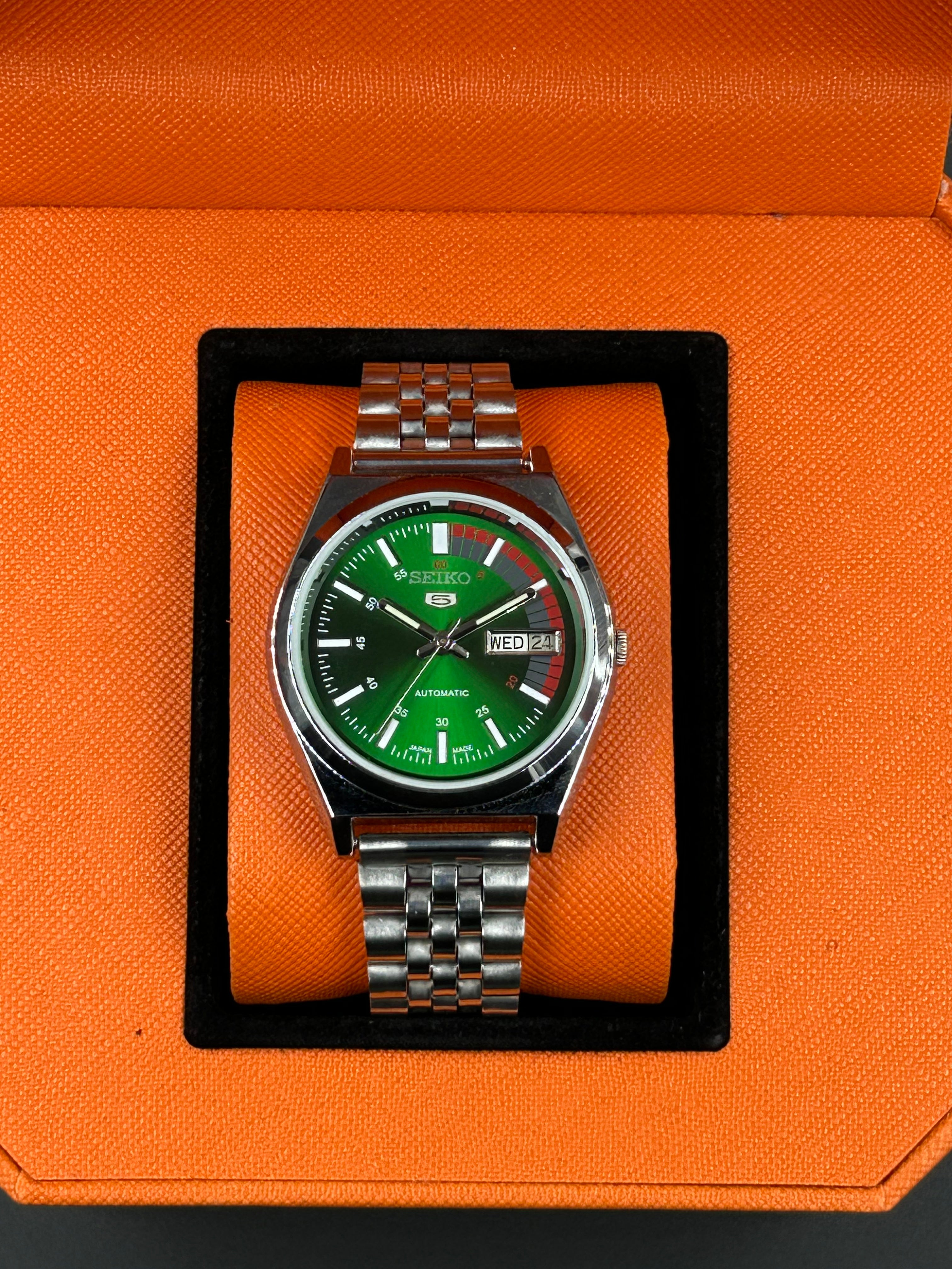 SEIKO 5 RAILWAY  SUNRAY- GREEN