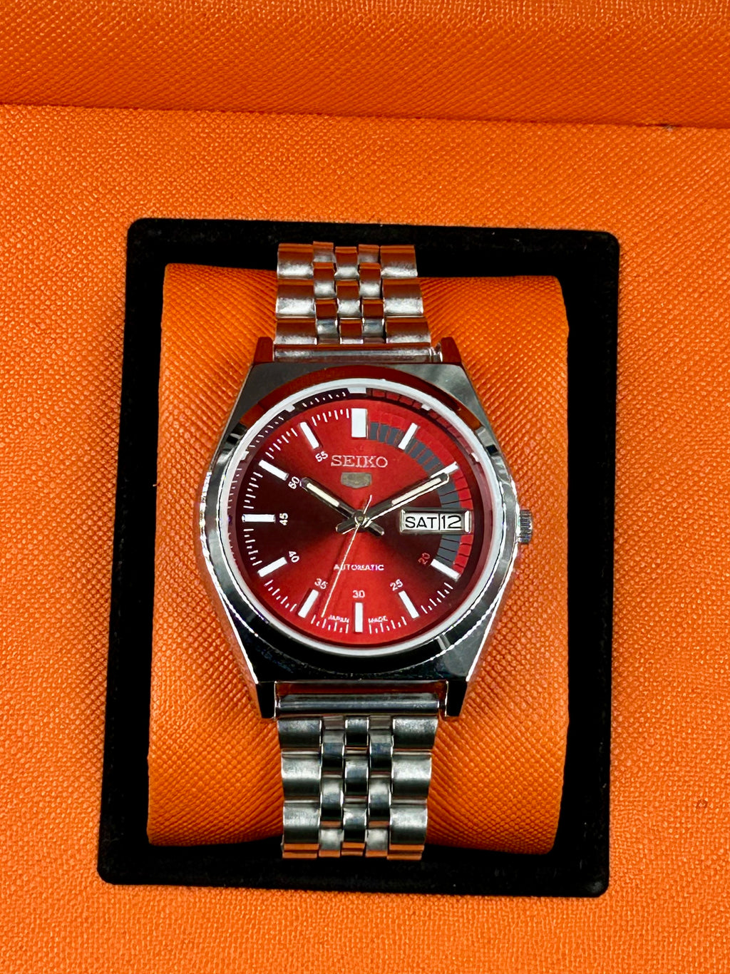 SEIKO 5 RAILWAY  SUNRAY- RED