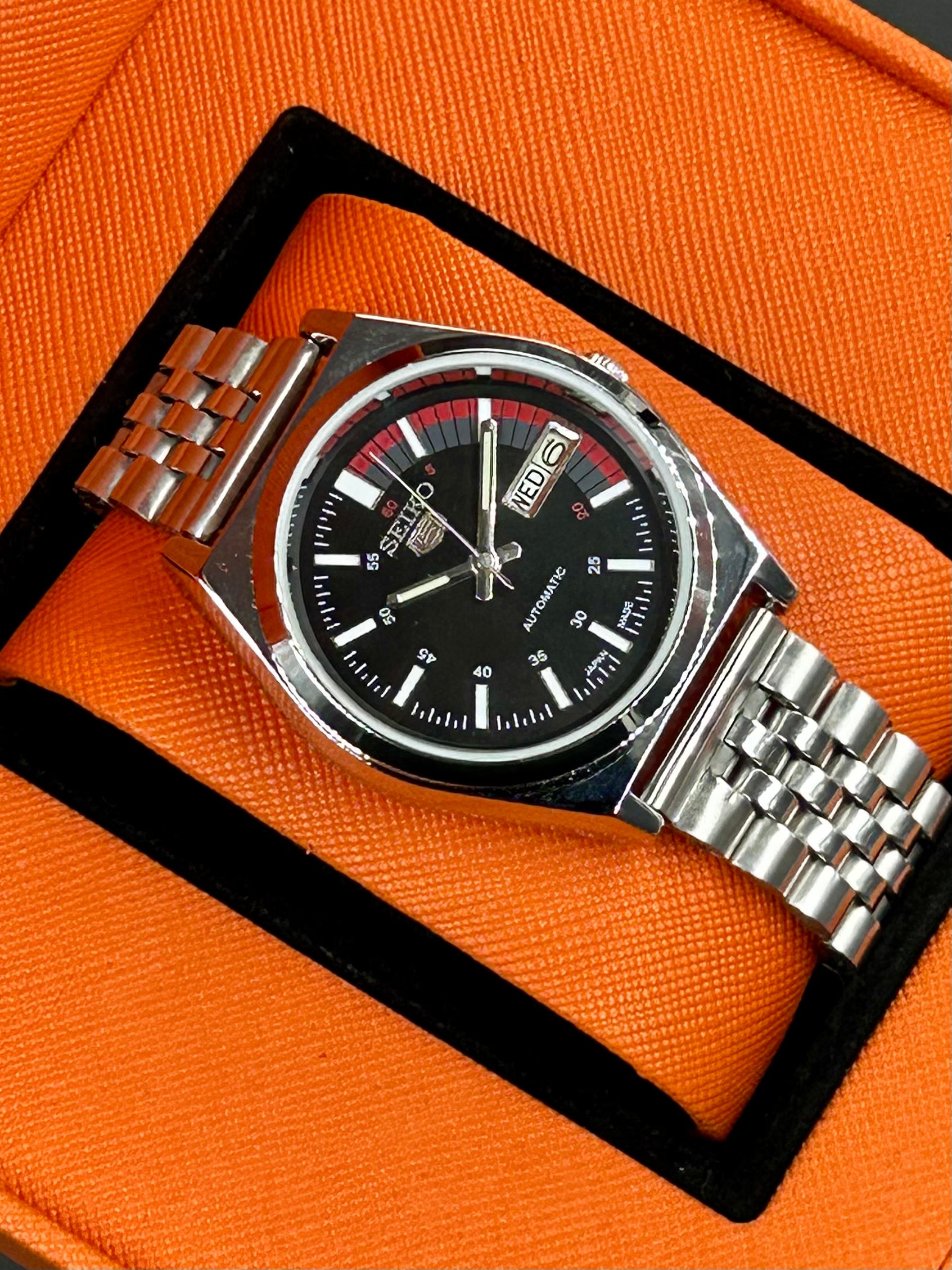 SEIKO 5 RAILWAY  MATT  - BLACK