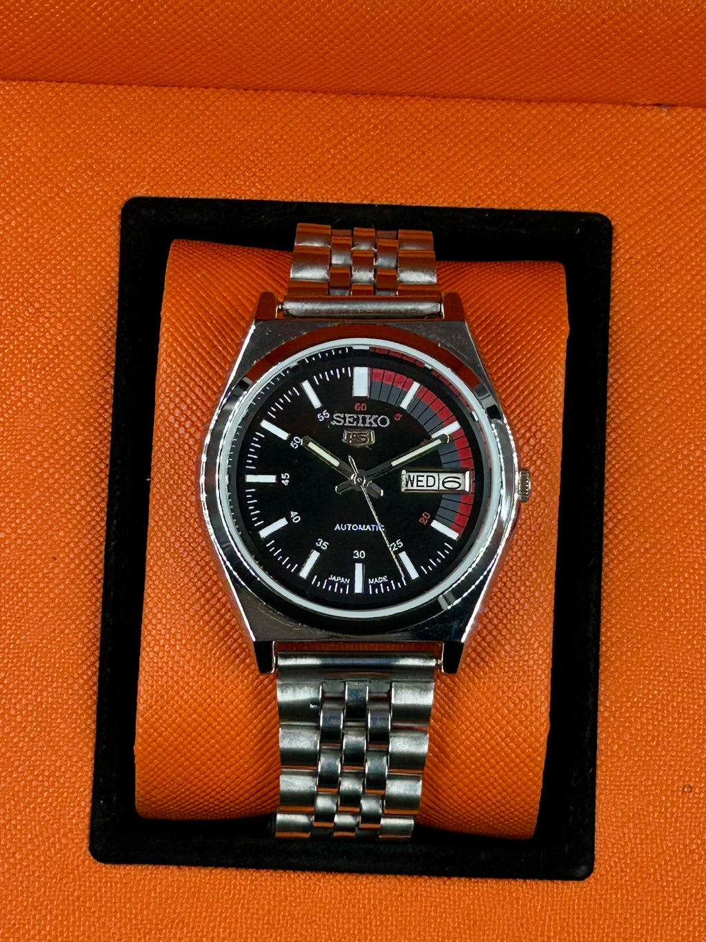 SEIKO 5 RAILWAY  MATT  - BLACK