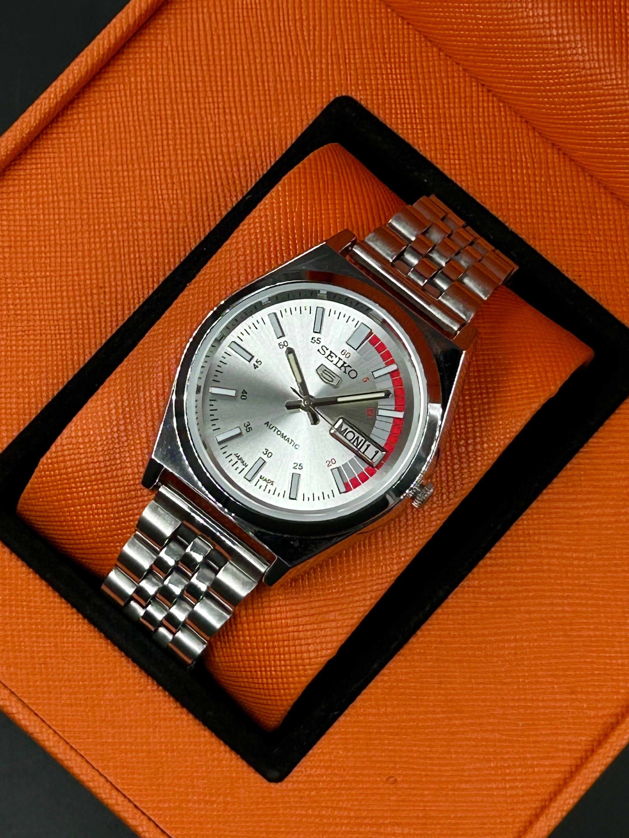 SEIKO 5 RAILWAY  SUNRAY- SILVER