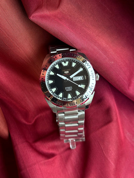 Seiko 5 Black Sports Automatic Homage Mod