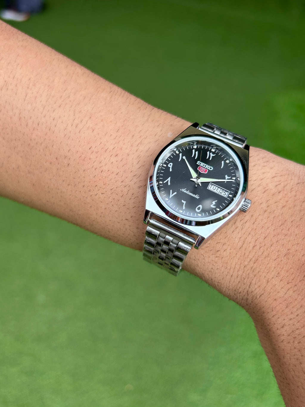 SEIKO ARABIC- BLACK SUNRAY