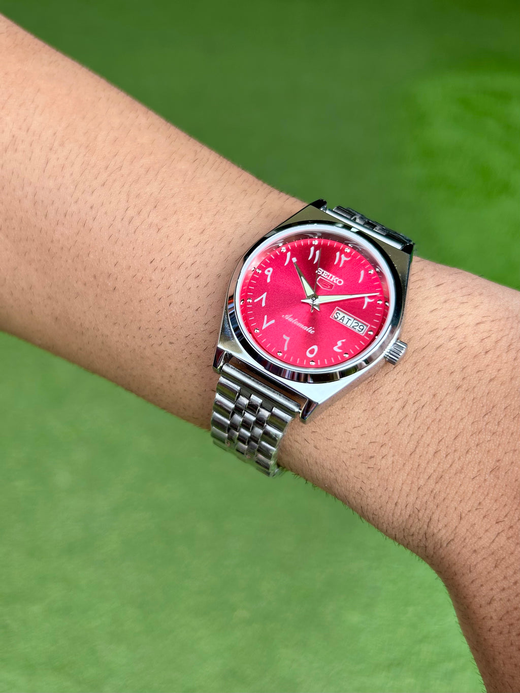 SEIKO ARABIC- RED SUNRAY