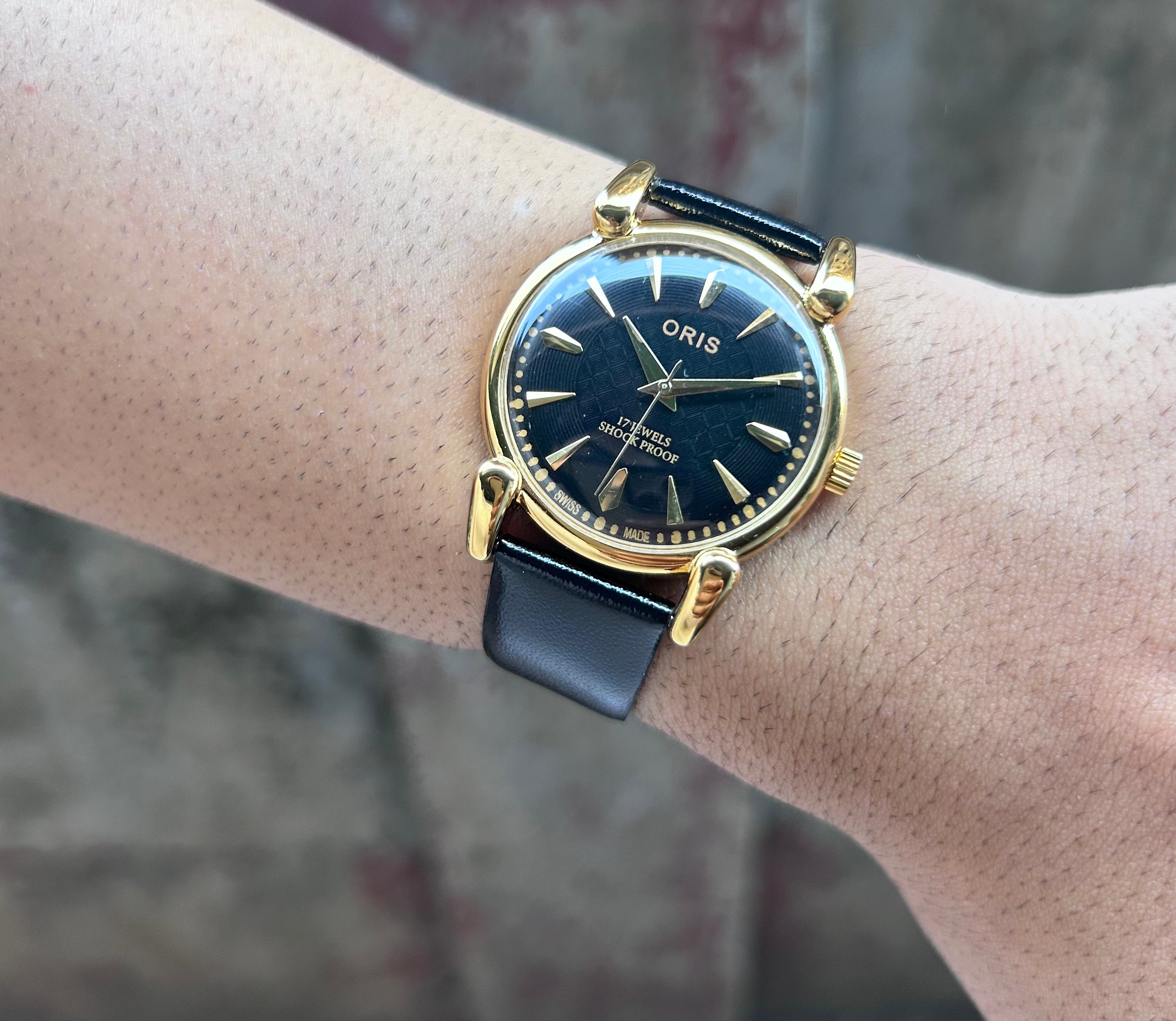 ORIS GOLD SWISS - BLACK SUNBURST