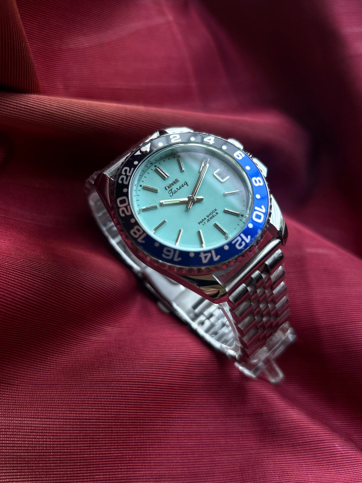 HMT Tareeq Tiffany Blue Batman - Mod Watch