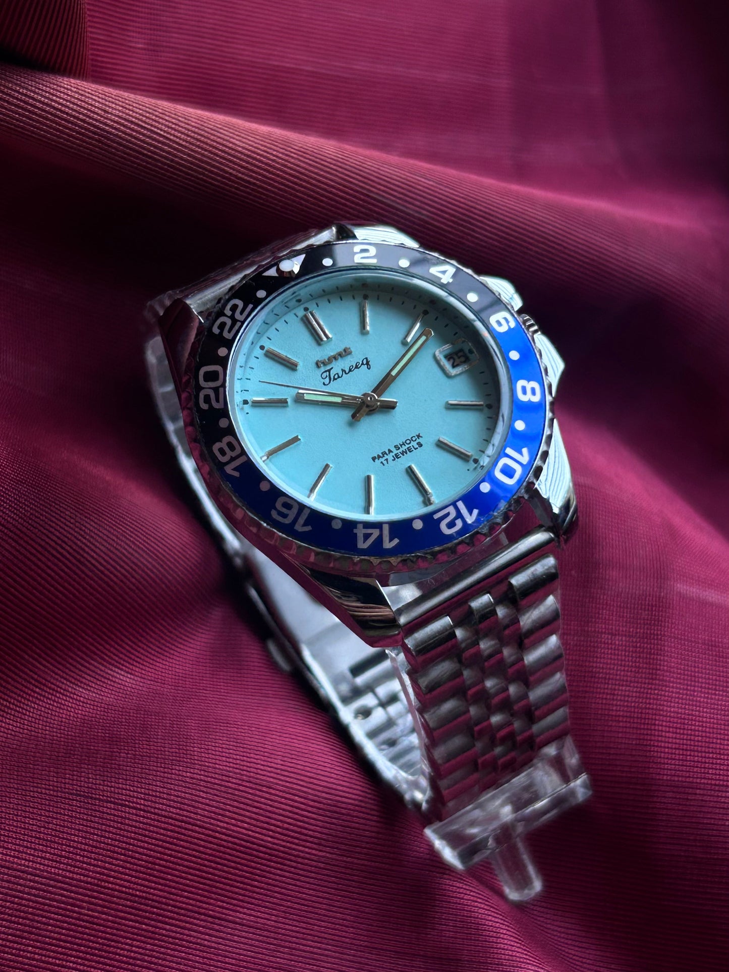 HMT Tareeq Tiffany Blue Batman - Mod Watch