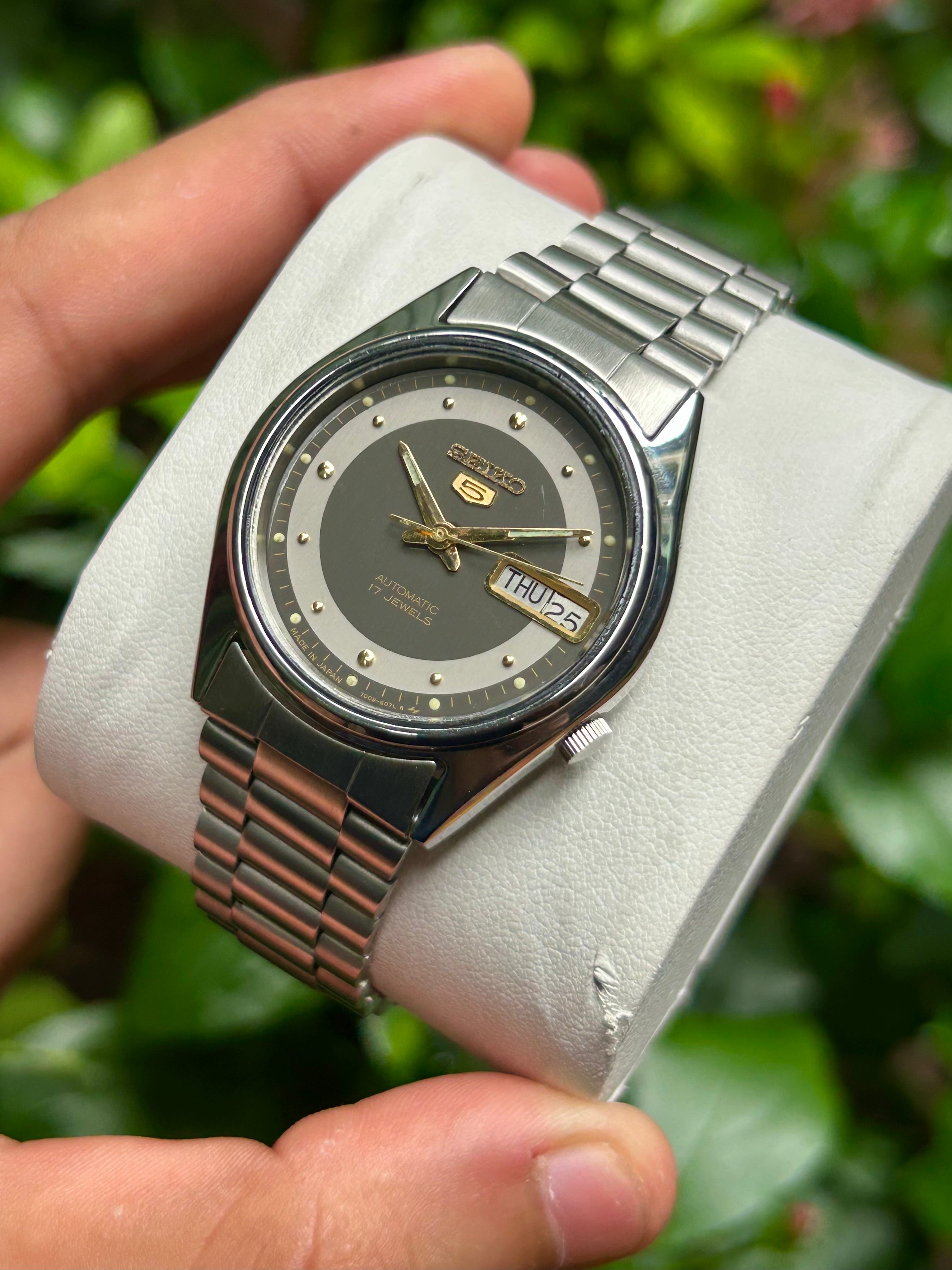 Seiko 5 1988 Motif Dial - Automatic Vintage Watch (Pre Owned)