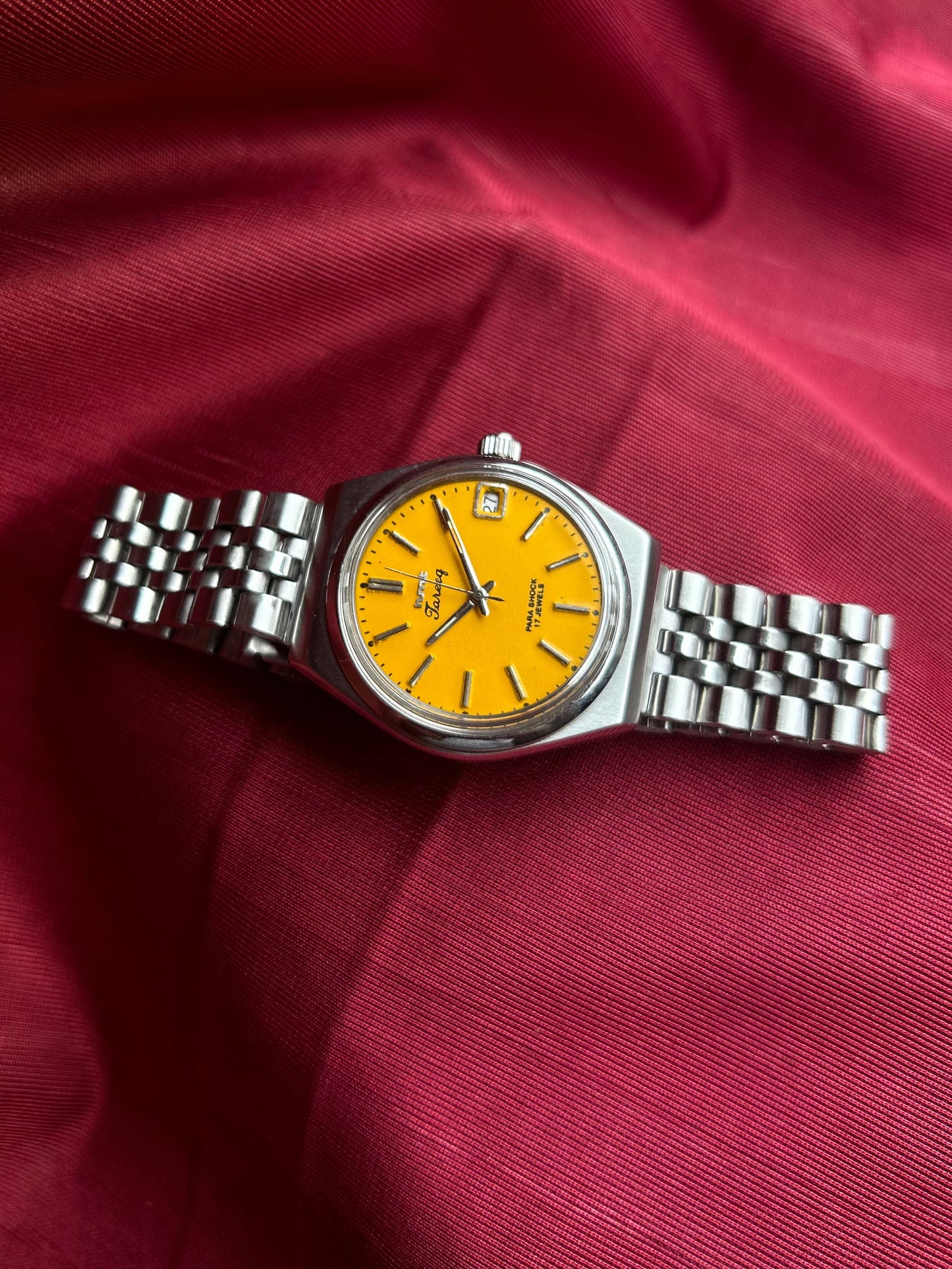 HMT Tareeq Yellow - Mod Watch