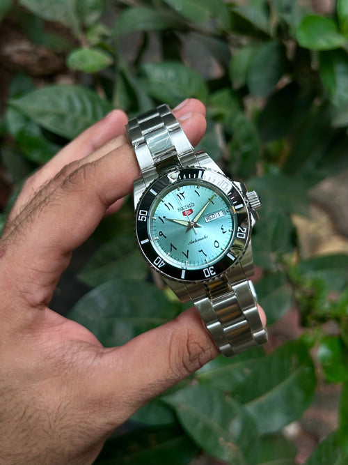 Seiko Arabic Tiffany Blue Submarine