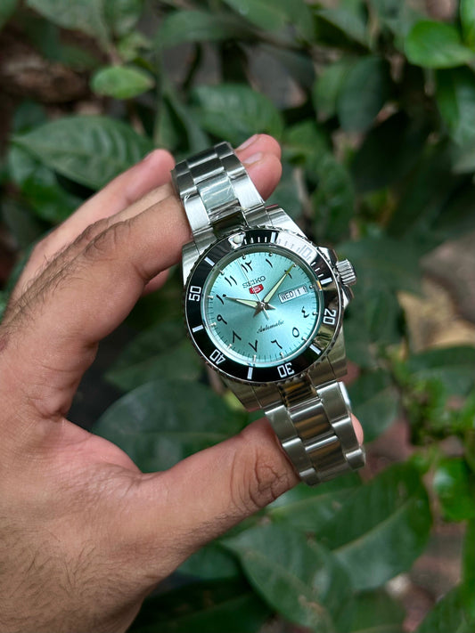 Seiko Arabic Tiffany Blue Submarine