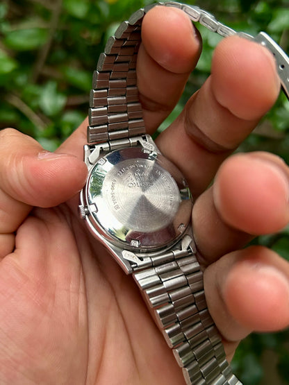 Pre owned Seiko 5 Red Day & Date Automatic