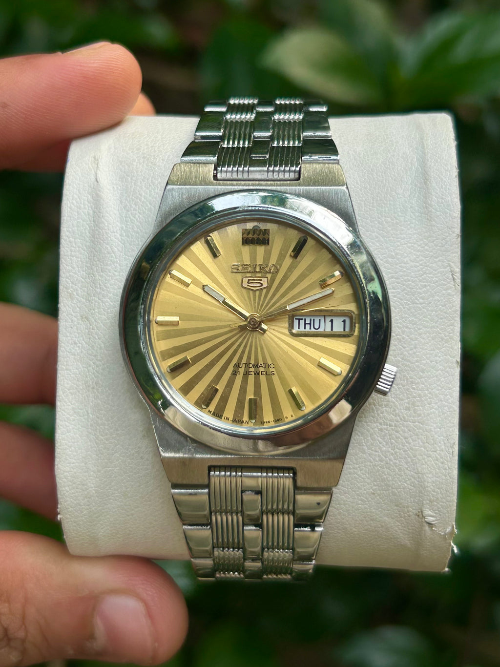 Super Rare) Seiko 5 Gold Motif Dial with Glass Back - Automatic