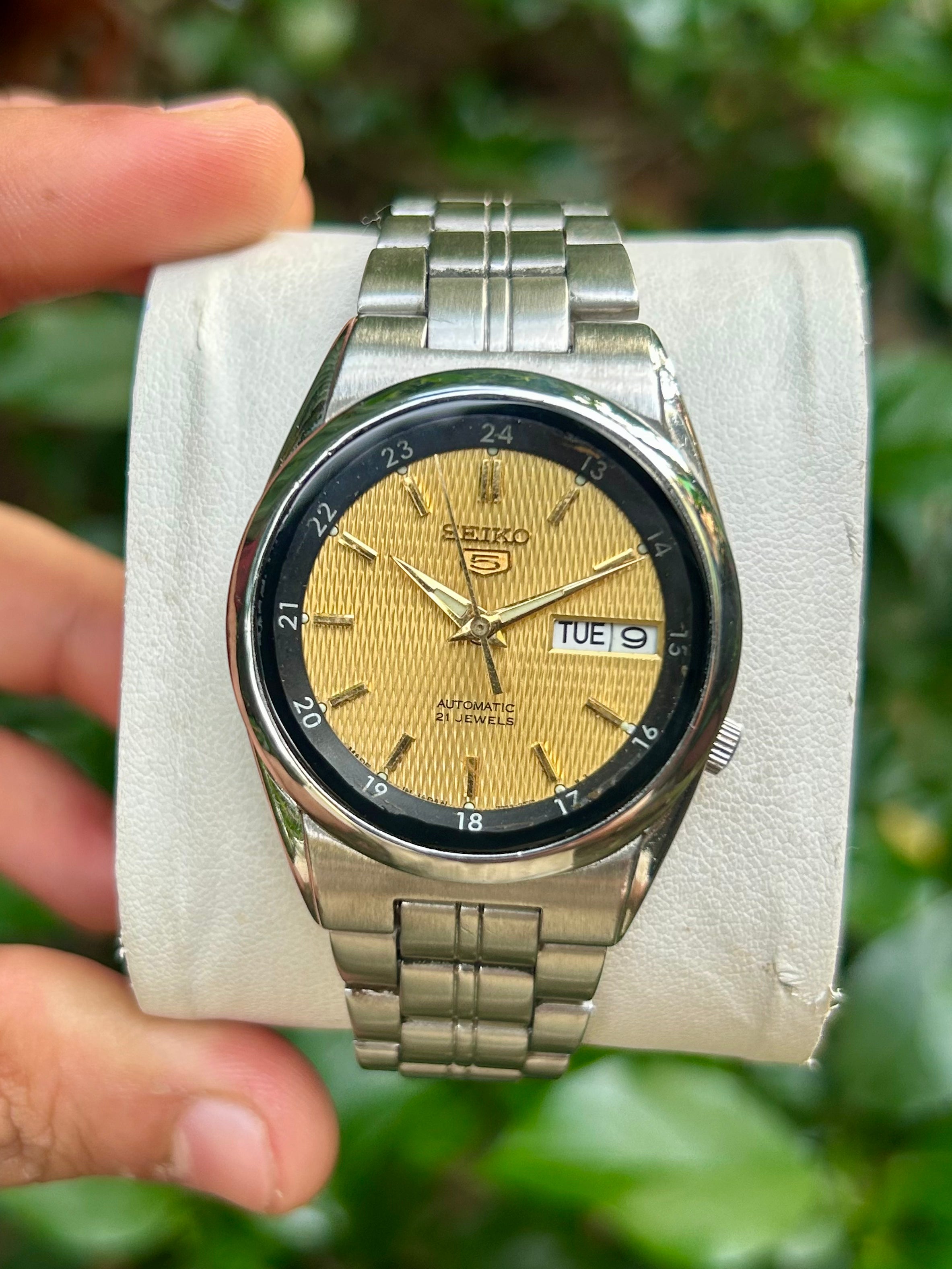 Super Rare Seiko 5 Railway Golden Sunray Day & Date Automatic