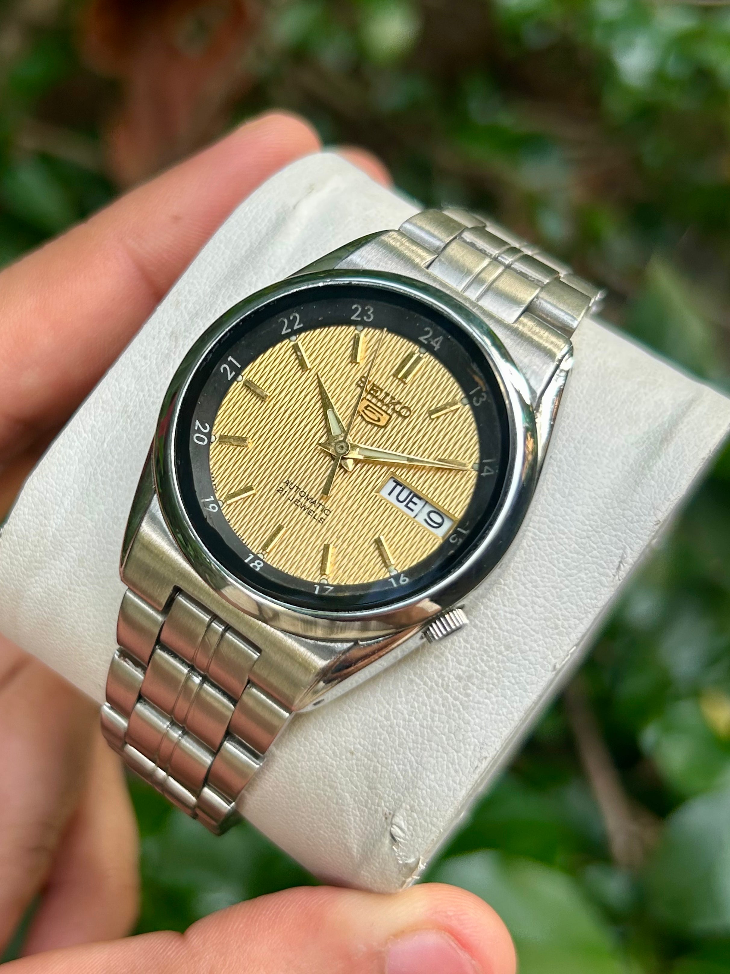 Super Rare Seiko 5 Railway Golden Sunray Day & Date Automatic