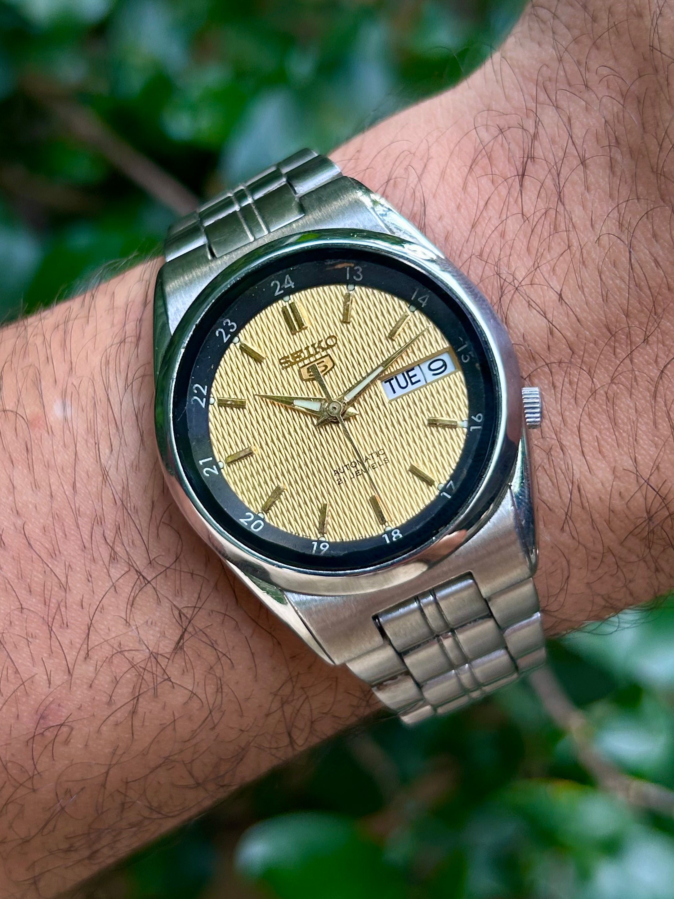 Super Rare Seiko 5 Railway Golden Sunray Day & Date Automatic