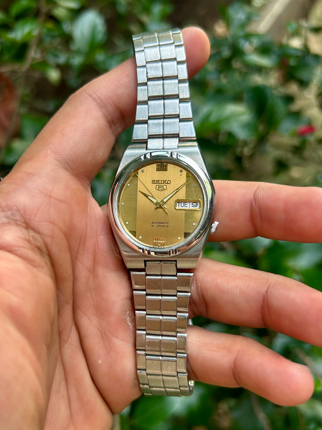 Seiko 5 Gold Motif Dial with Glass Back - Automatic