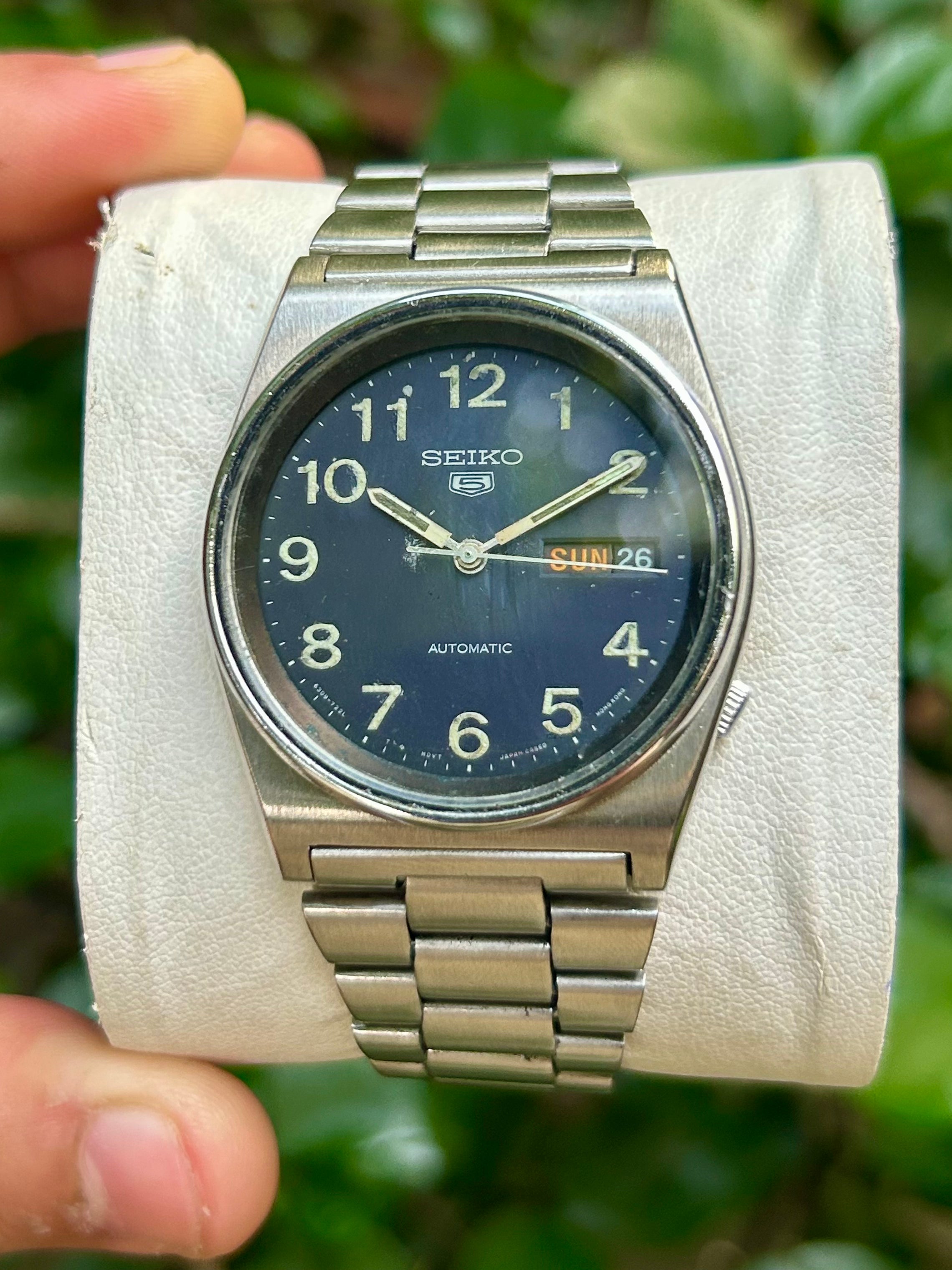 1982 Seiko 5 Navy Blue Field Dial (Pre Owned)