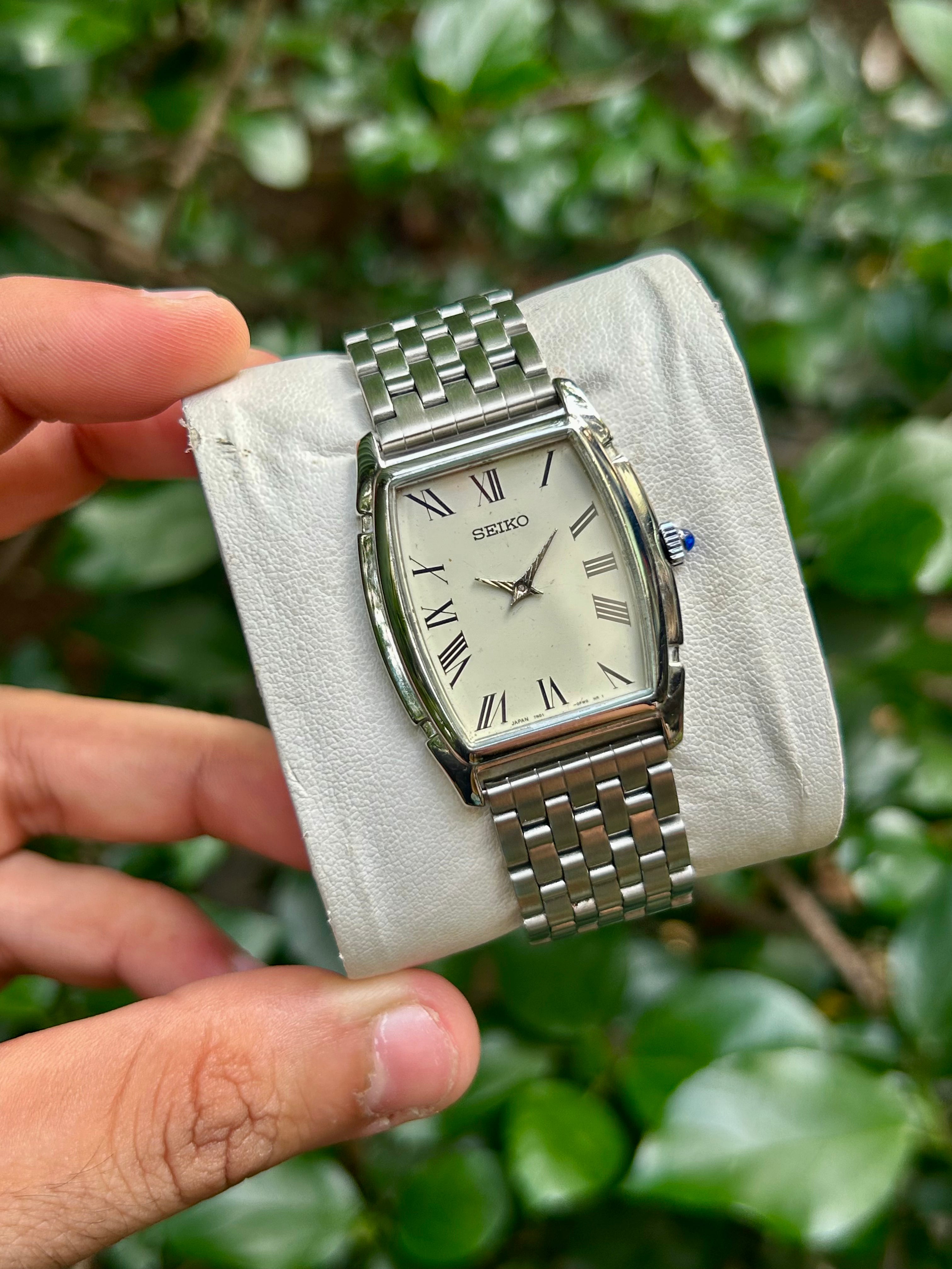 Super Rare Seiko Tank Roman Quartz