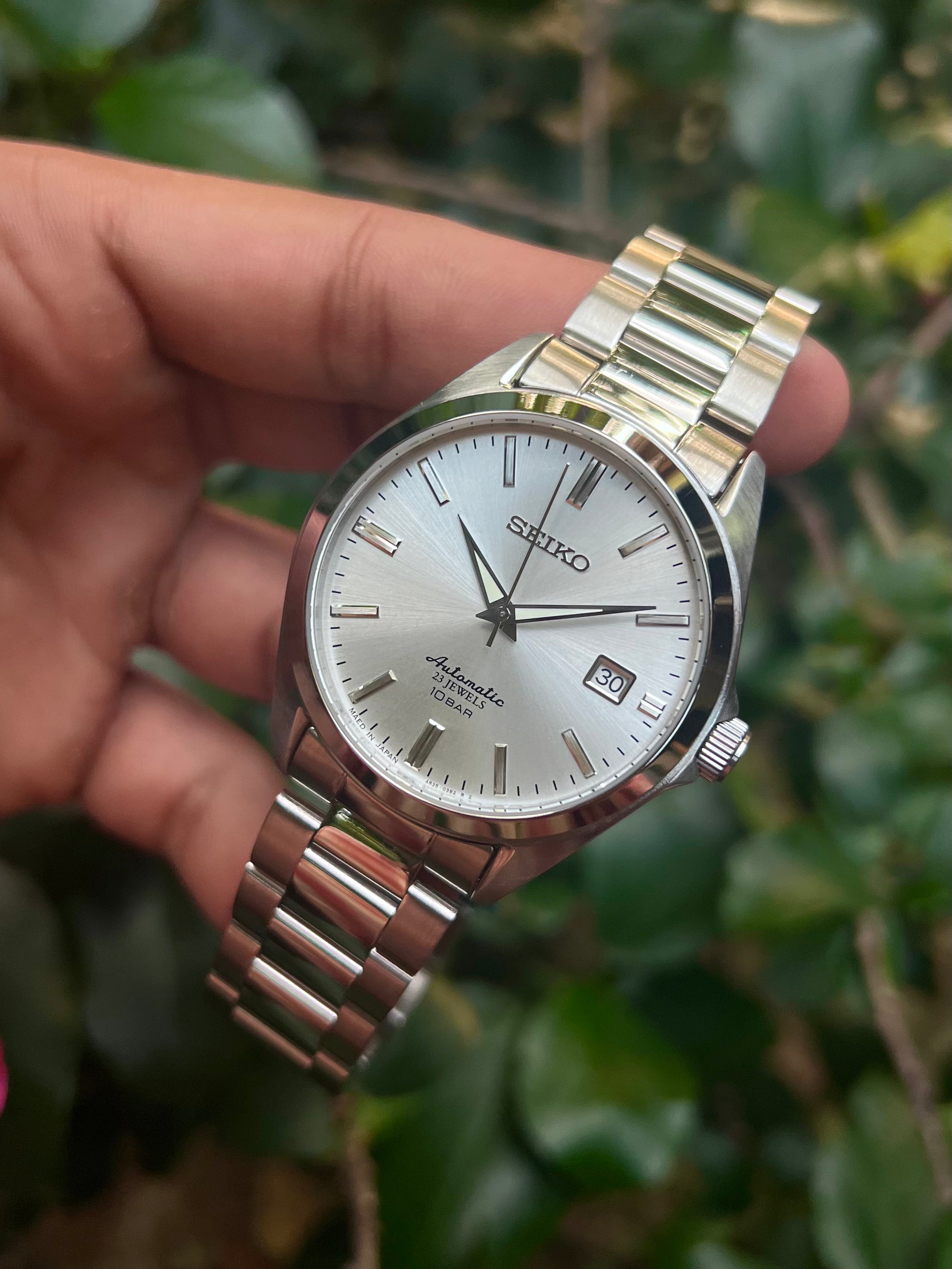 Seiko 5 10 BAR Automatic Watch