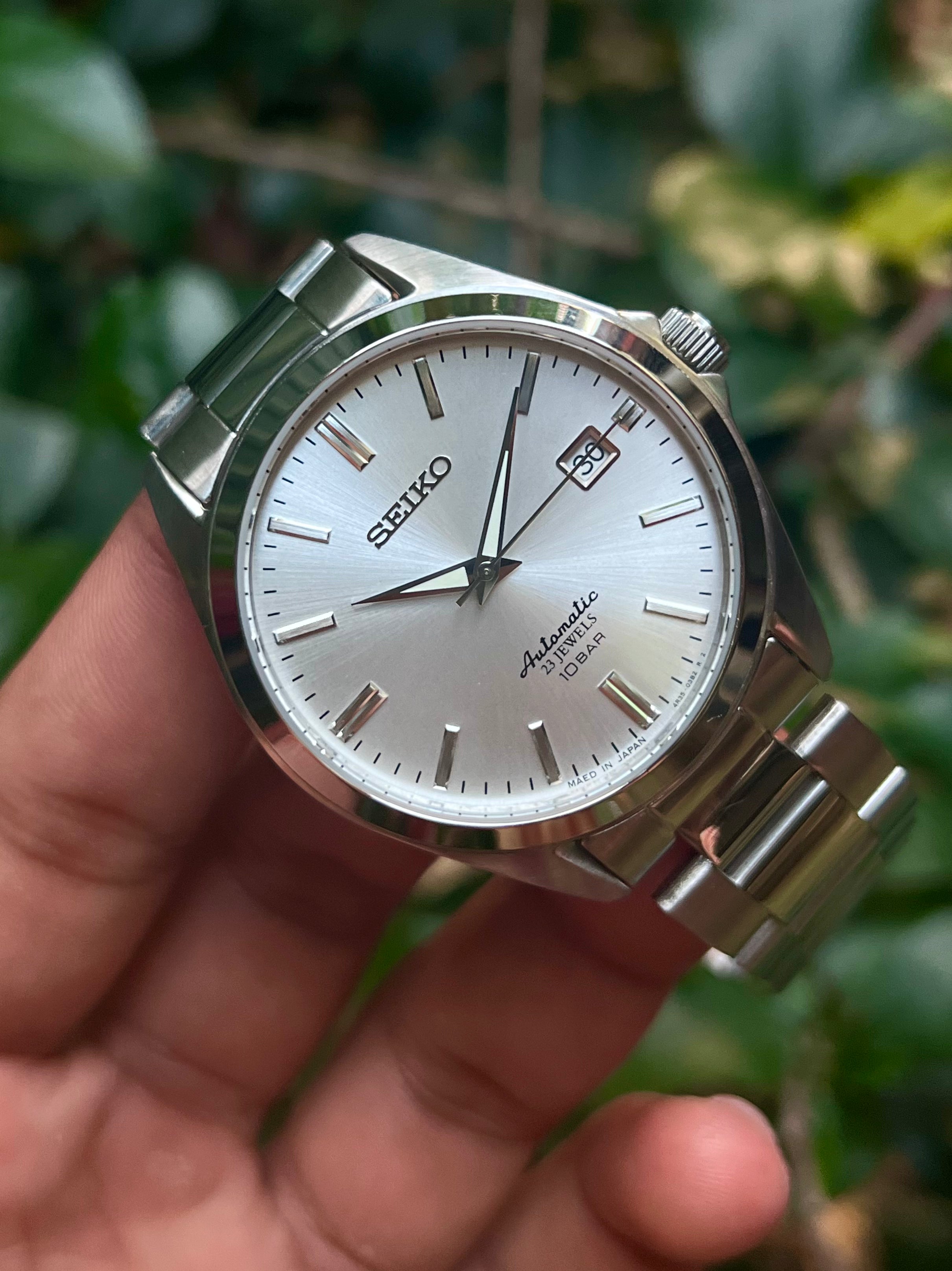 Seiko 5 10 BAR Automatic Watch