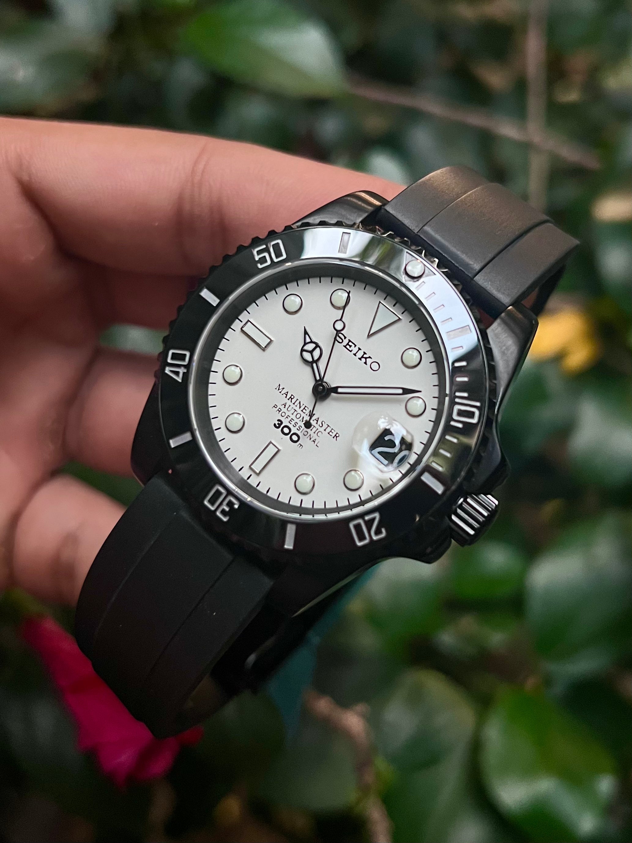 Seiko Submarine Black