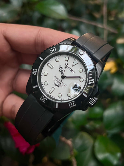 Seiko Submarine Black