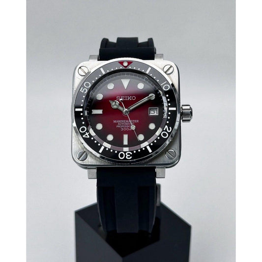 Seiko "Red Vignette" Marinemaster