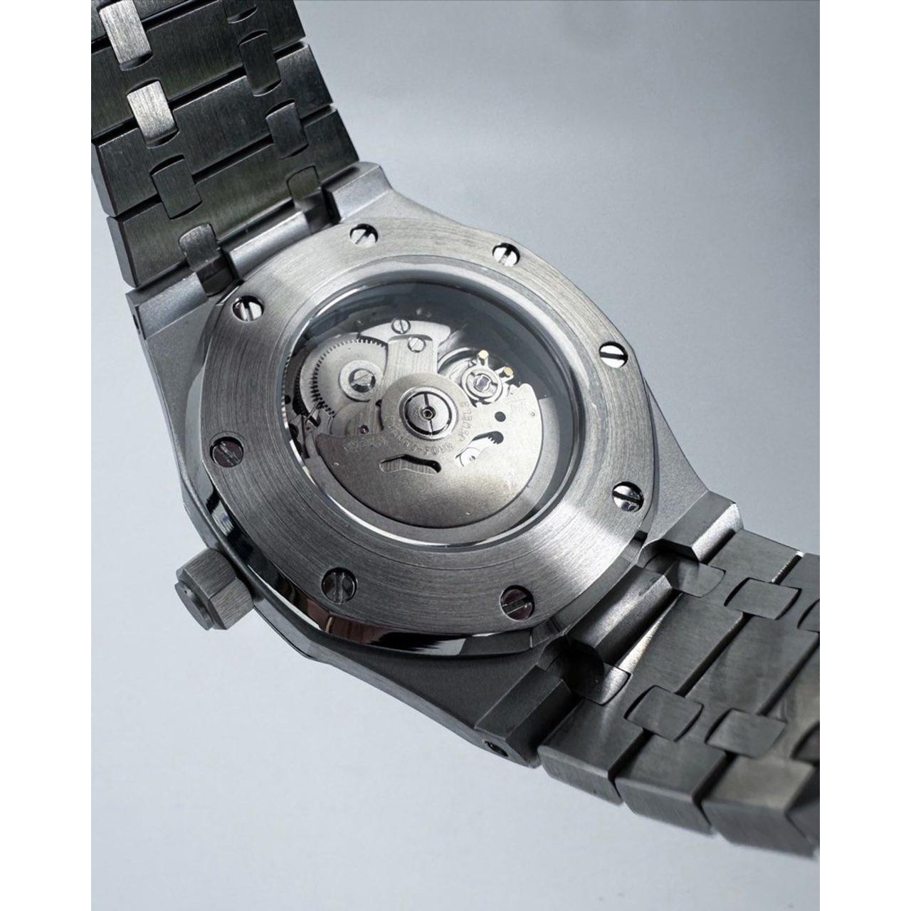 Seiko Mod "Royal Oak" Frosted Arabic Edition
