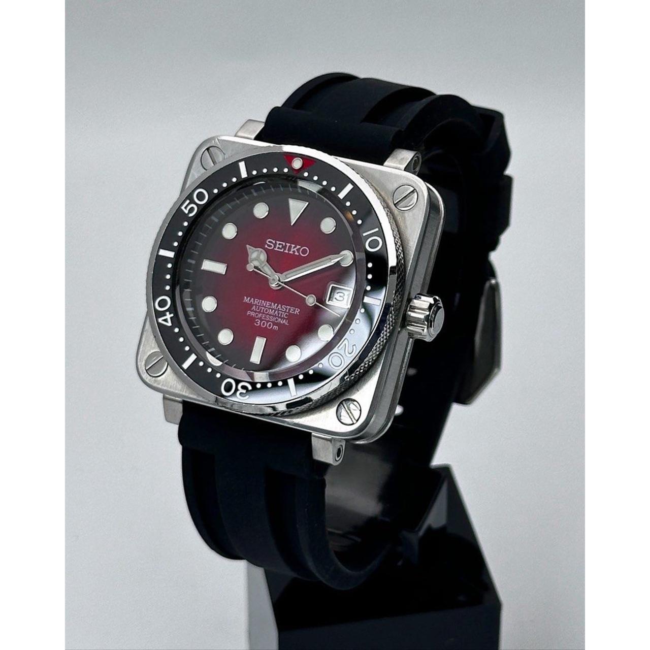 Seiko "Red Vignette" Marinemaster