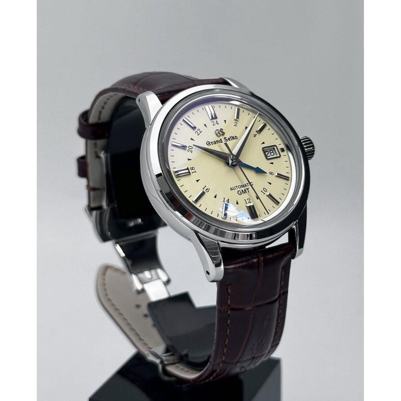 Custom GRAND SEIKO GMT Mod "Cream Elegance" Automatic
