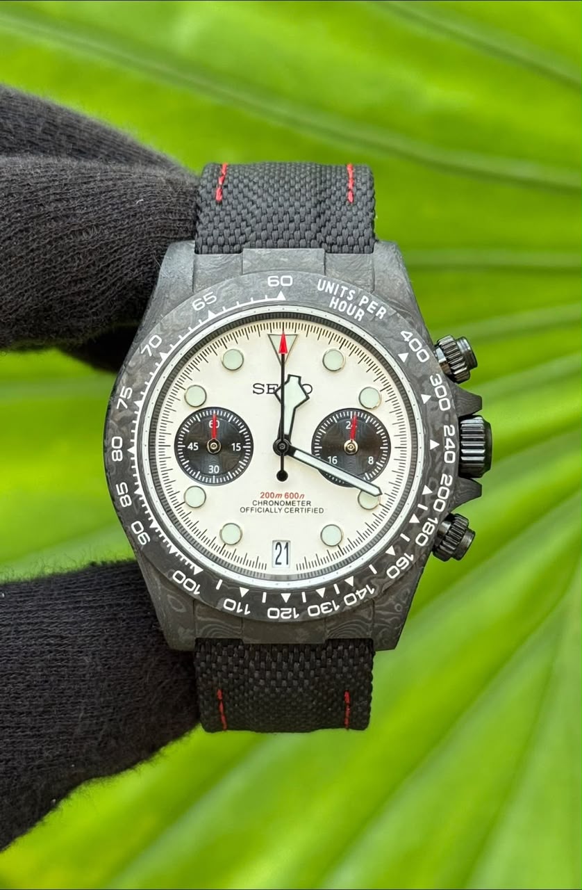 Seiko "Forged Carbon" Black Bay Chronograph