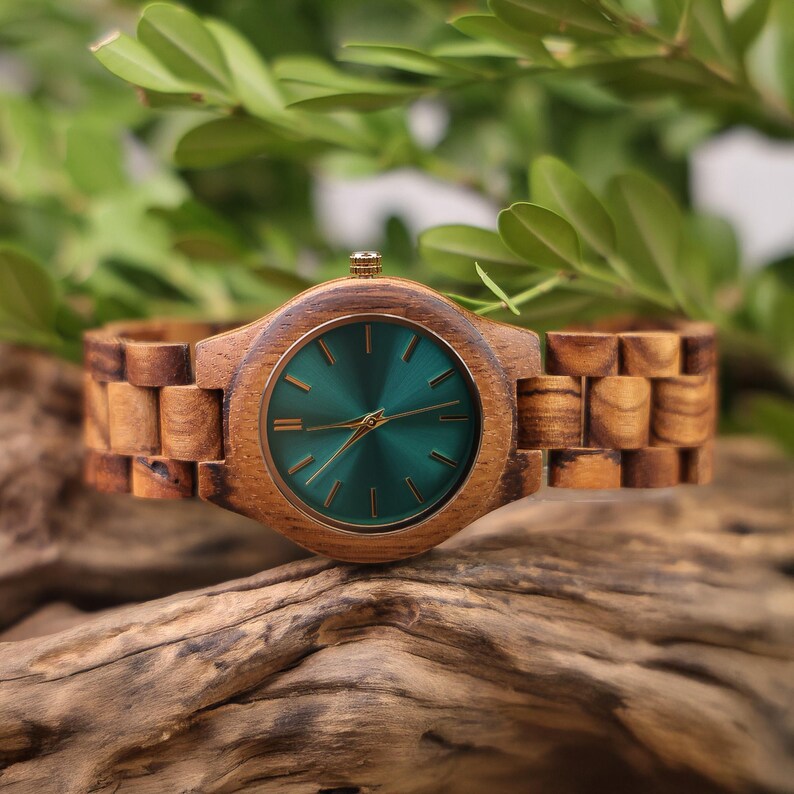 Wooden Blue Dial Women Quartz Watch